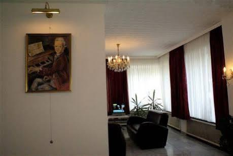 Hotel Mozart Frankfurt am Main Exterior photo